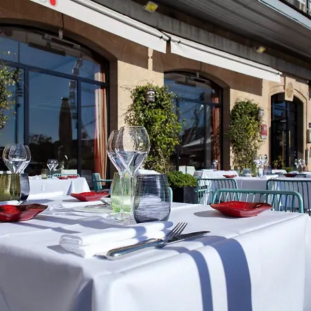 La Du Vieux Port Hotel